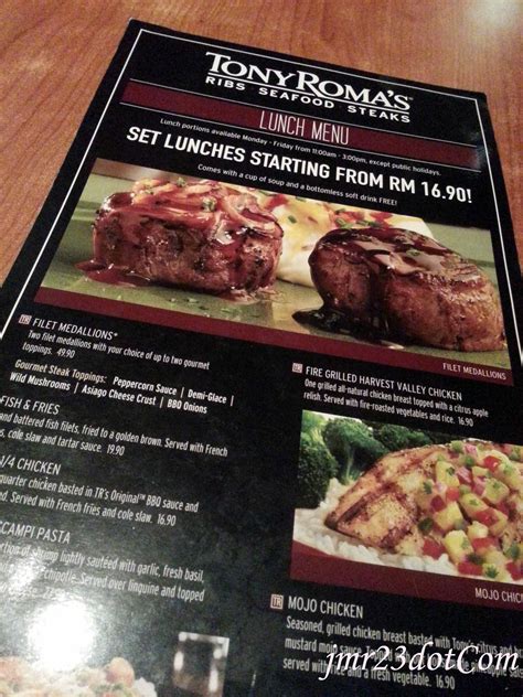 Anda boleh pilih untuk menikmati lamb steak anda bersama bountiful beef ribs, 1/4 bbq chicken, atau begitu sahaja. Steakhouse Burger, Tony Roma's. - JMR