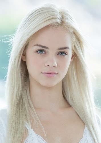 Fan Casting Elsa Jean As Silver Sable In The Worst Spider Man Movie On