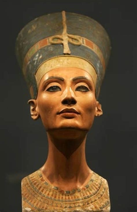 Le Double Visage De La Reine égyptienne Néfertiti Le Devoir