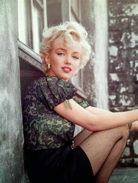 Marilyn Monroe By Milton Greene Hollywood Icons Hollywood Glamour Classic Hollywood