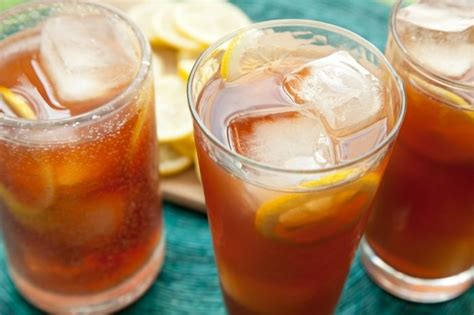 Plusieurs idées pour préparer un thé glacé maison parfait