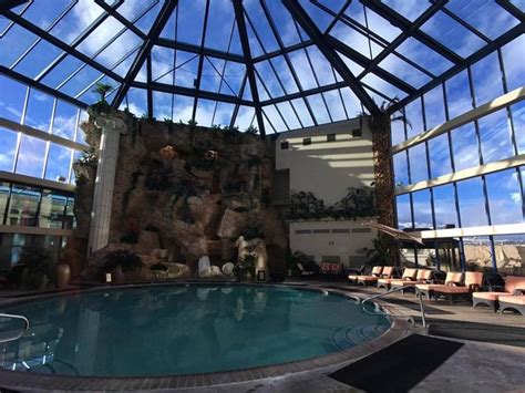 11 Most Unique Hotel Swimming Pools In Nevada Youll Absolutely Love