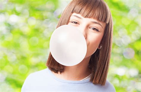 Sensitive Smile After Teeth Whitening 3 Ways Chewing Gum Helps