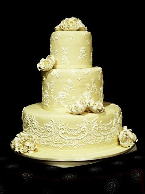 3 layers wedding cakes by lenovelle cake