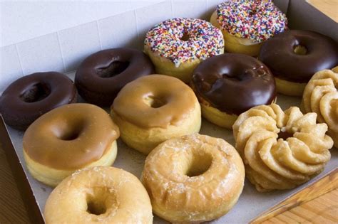 Where to get a free doughnut for National Doughnut Day : tampa