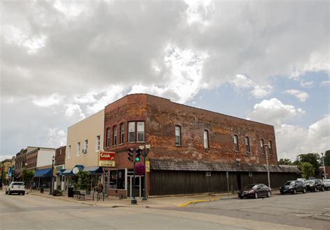 Cedar Falls Iowa Population 39260 Cedar Falls At Forgotten Iowa