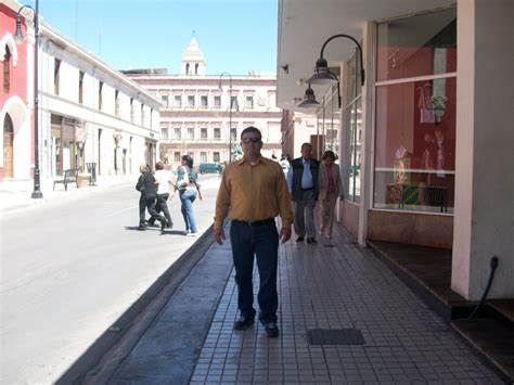 La Pazbaja California Sures Calle Victoria En Saltillo Coahuila