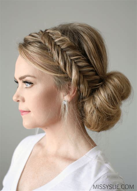 Wrap the two together to form a bun, twisting inward and using bobby pins to tidy up if you want to do an updo with your short hair, here's a step by step guide to help you style this chic short hairstyle for women. Fishtail Braid Updo