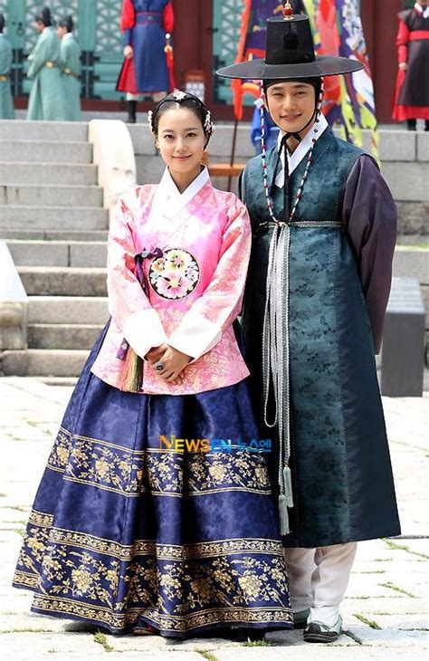 Beautiful Costumes Korean Outfits Traditional Outfits Hanbok