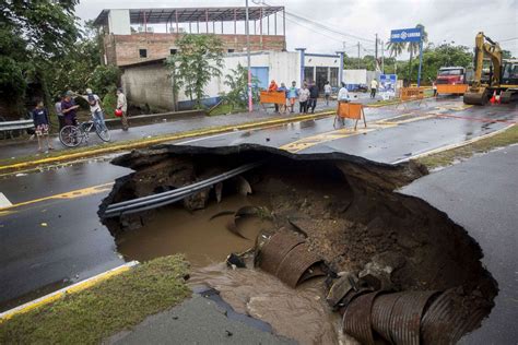 Mexico Sinkhole Picture Incredible Sinkholes Around The World Abc News