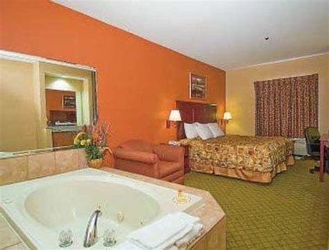 Best limited service hotel in montgomery alabama. Days Inn & Suites Prattville-Montgomery - UPDATED 2018 ...