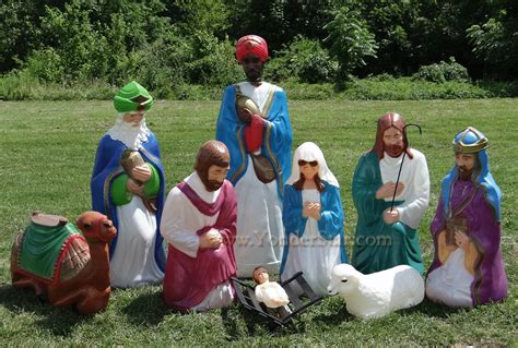 Life Size Outdoor Nativity Scene Out Of Stock Yonder Star Christmas