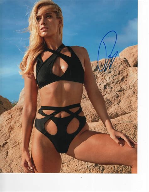 Lpga Golfer Pointsbet Modello Paige Spiranac Bikini Firmato Piegato