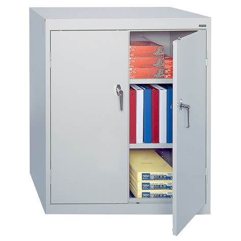 Sandusky 42 Steel Storage Cabinet With 2 Adjustable Shelves 42h X 36