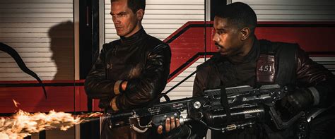 Jordan, michael shannon, sofia boutella, lilly singh, laura harrier, martin donovan, andy mcqueen, grace lynn kung release date: Fahrenheit 451 (2018) - Deep Focus Review - Movie Reviews ...