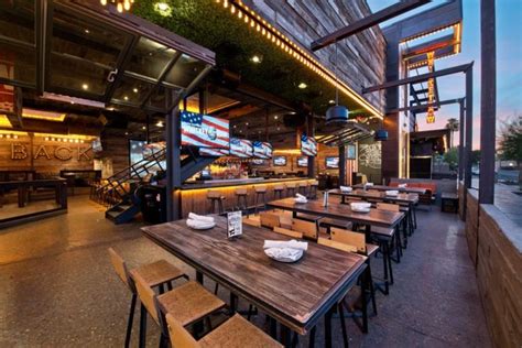 Top 20 Bars In Phoenix Country Bar Cool Bars Top Restaurants