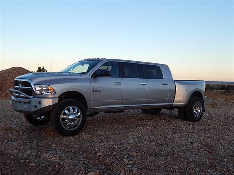 The once more trunk area region is also considerably roomier enabling larger sized area. 20 Awesome 2019 Dodge 3500 Dually