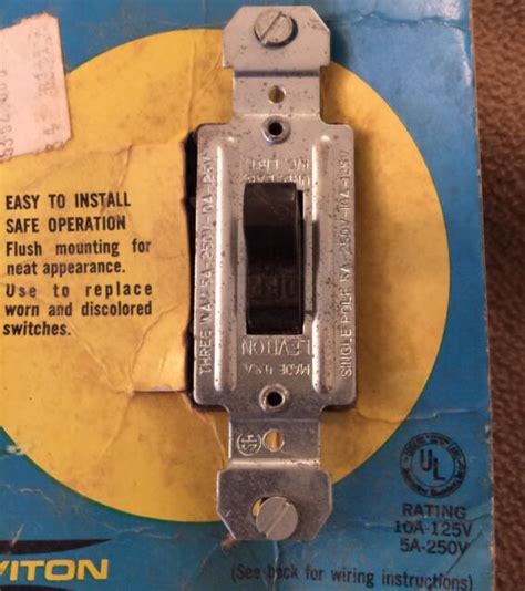 Vintage Leviton Single Pole Flush Toggle Switch Ebay