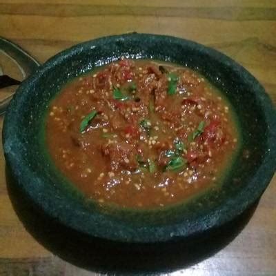 Resep sambal terasi tomat cocok buat ayam penyet. Resep Sambel Trasi Mentah - Bagaimana Menyiapkan Sambel ...