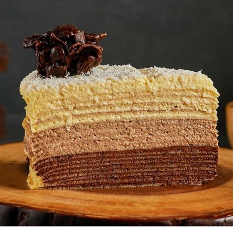 TRIPLE CHOCOLATE CREPE CAKE Caketella