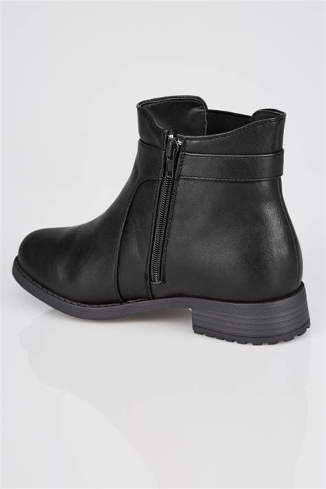 Black Chelsea Ankle Boot With Buckle Detail In Eee Fit