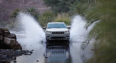 We are always adding new car dealerships to have a location near you! Find a 2020 Jeep Cherokee at a Jeep Dealership Near Me ...