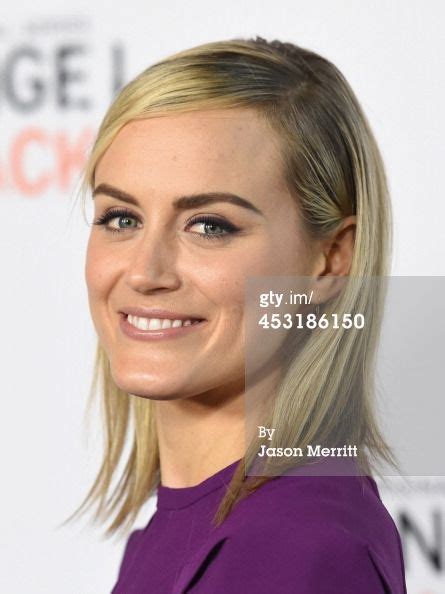 news photo actress taylor schilling attends netflix s taylor schilling orange is the new