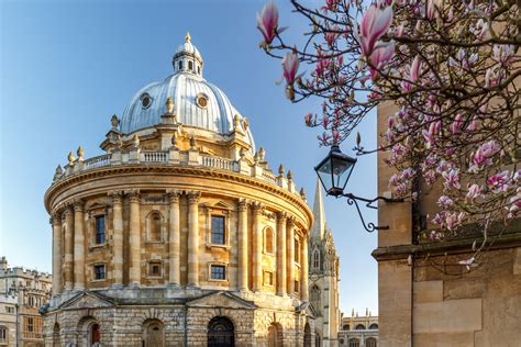 Three Hour Private Tour Of Oxford By University Students Footprints Tours