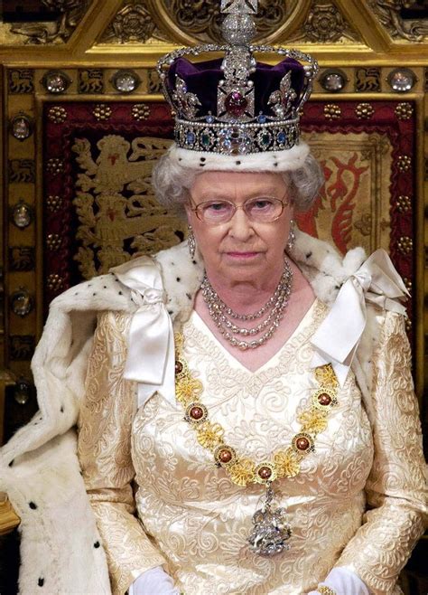 The Queen S Crown Jewels Stolen