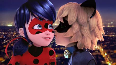 Love Ladybug And Cat Noir Kiss Season 2 Psychopat Wallpaper