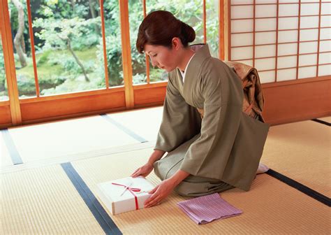 一般社団法人 日本礼儀作法マナー協会、日本の礼儀作法マナーを学ぶオンライン講座を9月1日より開講 記事詳細｜infoseekニュース