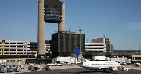 The TSA Names Boston Airport As Its 2018 Airport Of The Year