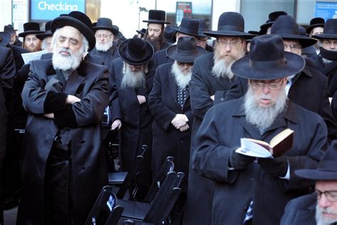 Jewish Funeral Traditions 15 Important Things You Need To Know