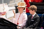 Lady Louise y James Mountbatten-Windsor en un carruaje en Trooping the ...