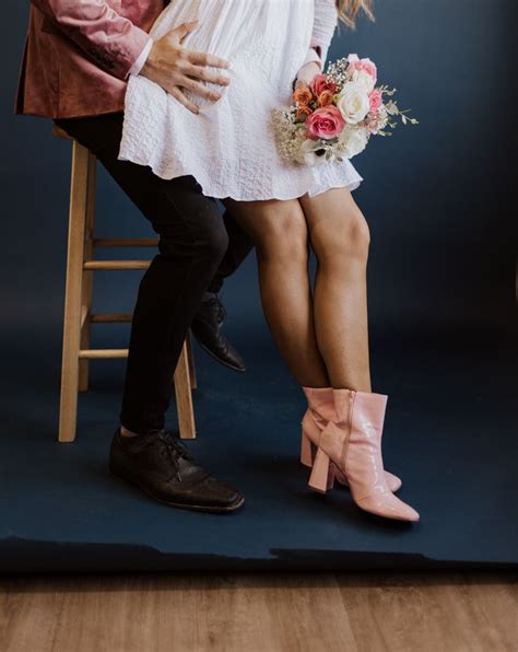 Valentines Day Couples Shoot Inspiration By Chelsea Anderson In 2021 Valentines Day Couple