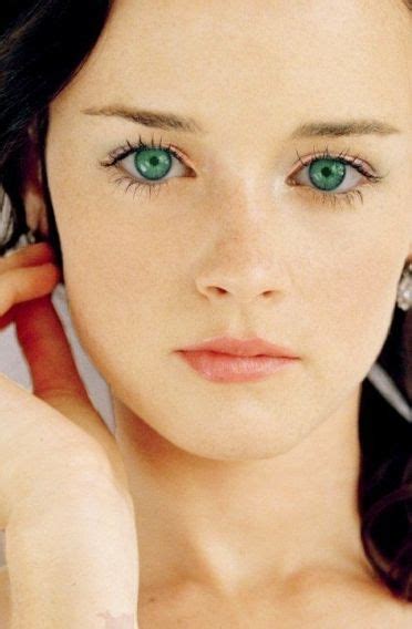 The Most Beautiful Green Eyes In The World