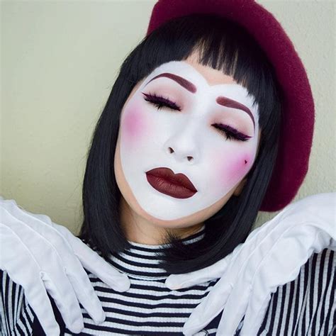 The 25 Best Mime Makeup Ideas On Clown Makeup Mime Makeup Cute Clown Makeup Clown Makeup
