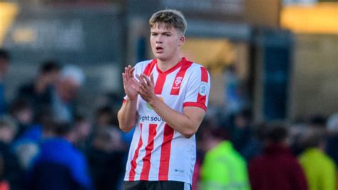 New Long Term Contract For Promising Lincoln City Starlet