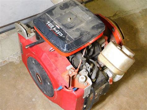 18 Hp Briggs Stratton Twin Cylinder Engine Consignment Auction 43