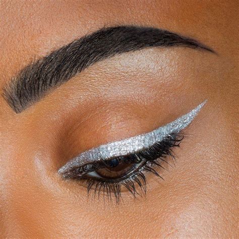 Metallic Makeup Is So Hot This Fall Follow This Makeup Guide Album For