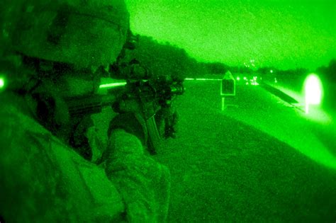 Night Vision Hunting Scopes Optics And Lasers Night Vision Optics Night