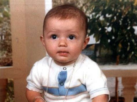 Криштиану роналду душ сантуш авейру[. Роналдо фото в детстве - Криштиану Роналду в детстве ...