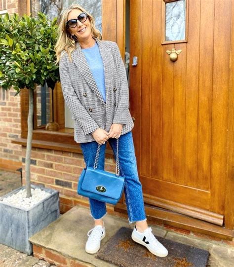 How To Dress After 40 And Still Look Hip Style Tips For Women Over 40 Older Women Fashion