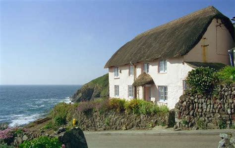 Please find below a selection of country cottages in england, ireland, scotland and wales. HOLIDAY IN ENGLAND: English Country Cottages The Perfect ...