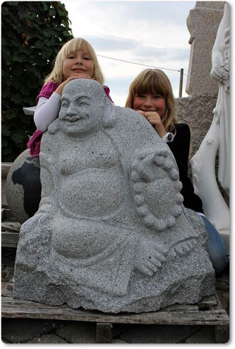 Objekte und statuen für den garten, den innenbereich und weitere dekorationsartikel mit dem beliebten motiv können sie hier kaufen. Buddha aus Granit für den Garten