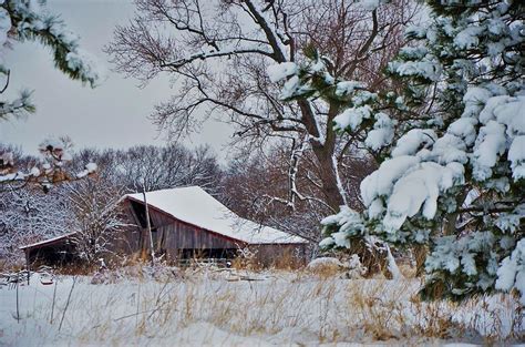 Snow Covered Barn Photograph By Dwight Eddington Pixels