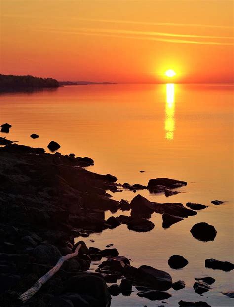 A Morning Song North Shore Lake Superior Photograph By Jan Swart
