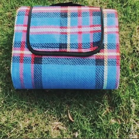 Waterproof Outdoor Rubber Backed Picnic Rug Picnic Blanket Customized