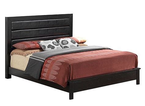 Clean Modern Panel Bed With Channel Tufted Padding In Durable Washable