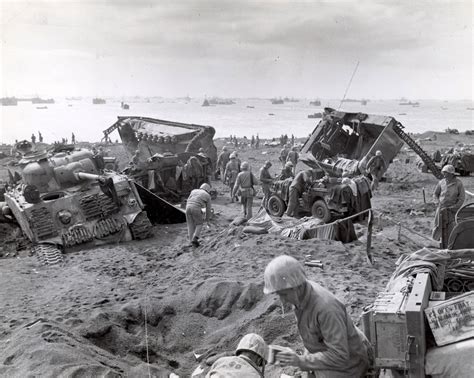 Striking Images From The Battle Of Iwo Jima 70th Anniversary Battle